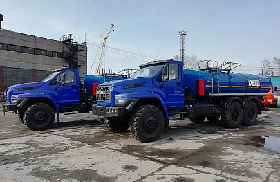 АЦВ-10 Урал-4320